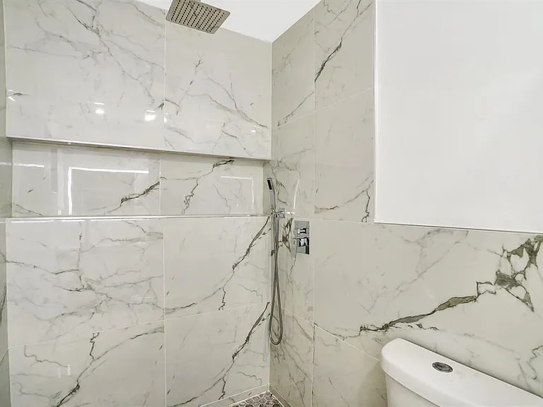 4190 SW 4th St — Photo 26