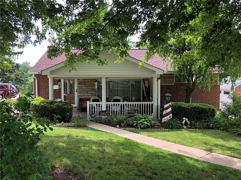 5248 Adobe Dr photo 1