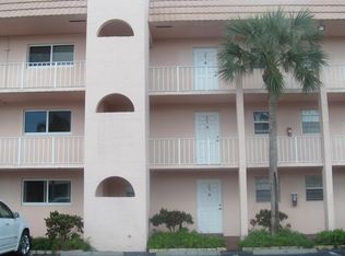 170 Turtle Lake Ct APT 104, Naples, FL 34105