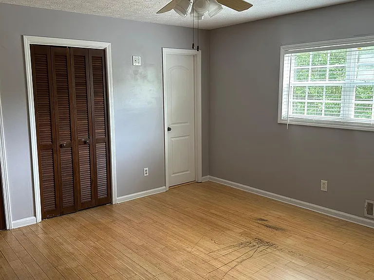 4270 Sugarloaf Pkwy — Photo 7