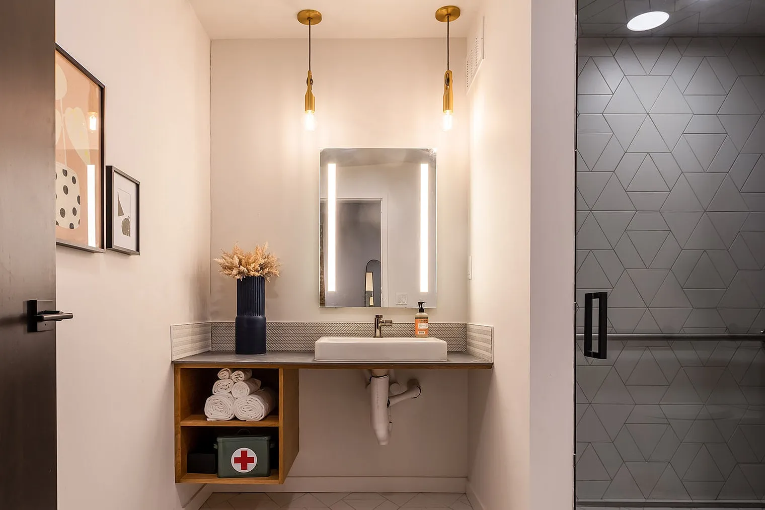 Studio, 1.0 bath, 344 sqft, $2,351 — Photo 4