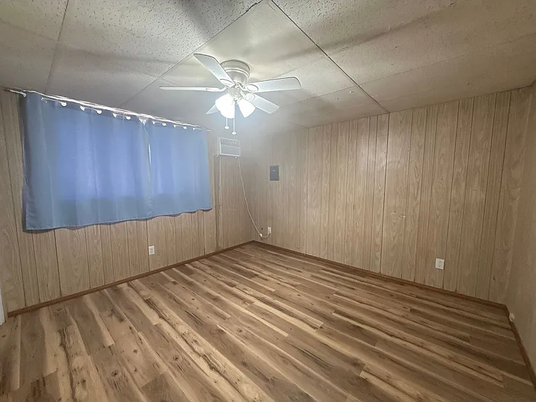 809 Spruce Ave — Photo 18