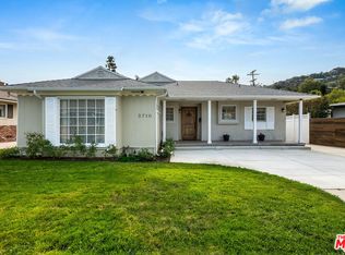 3710 Willowcrest Ave, Studio City, CA 91604