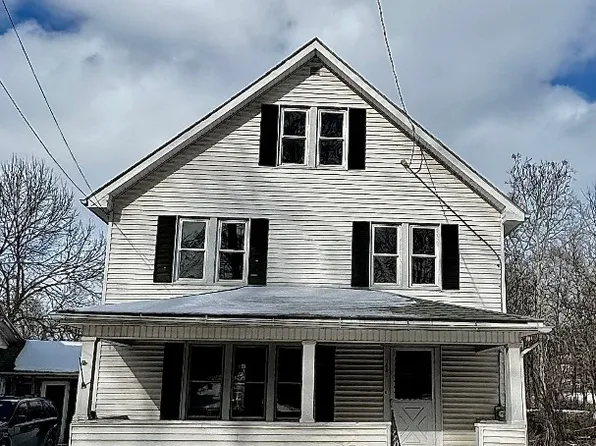 145 E Adams St, Cochranton, PA 16314