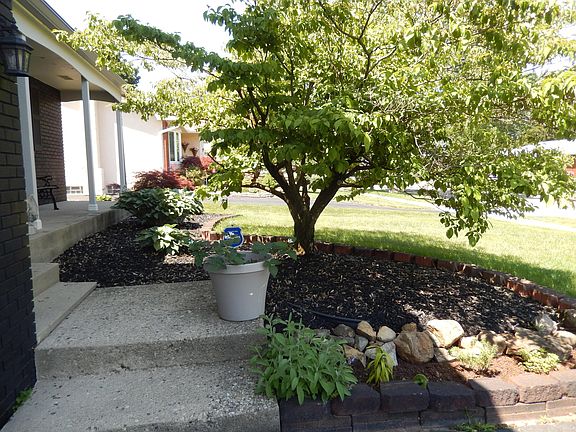 4th image of 5683 Sandalwood Blvd