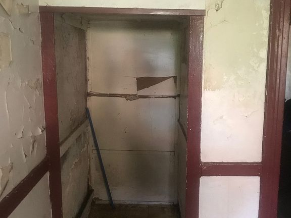 2nd image of 7414 S Wentworth Ave