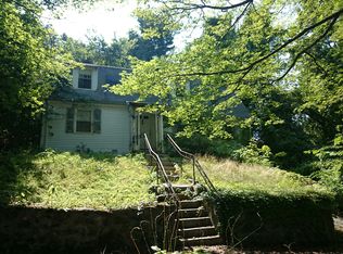 54 Nickerson Rd, Newton, MA 02467