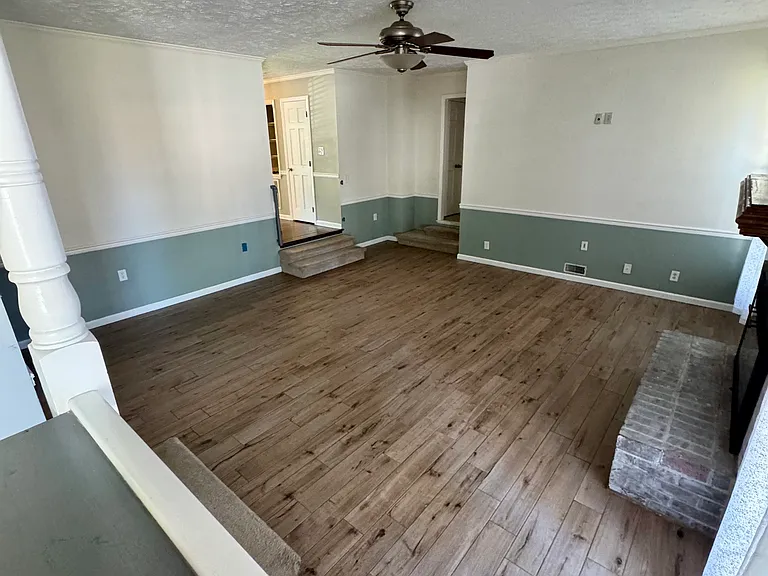 7562 Firethorn Dr — Photo 13