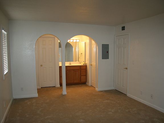 4th image of 1840 E Morten Ave Unit 135