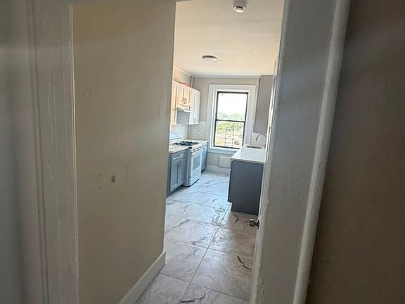 3rd image of 329 Park Ave APT 8