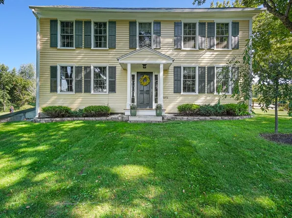 1071 North Rd, Hardwick, MA 01037