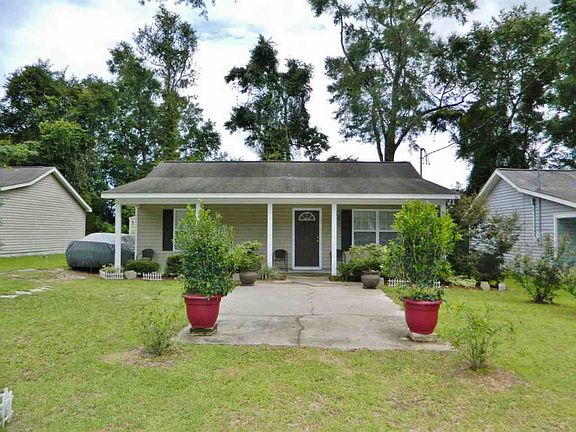 2nd image of 55 Summer Brooke Ln