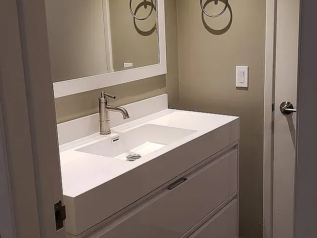 215 Lower Cliff Dr — Photo 4