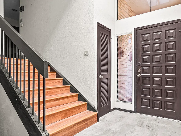 5856 Mira Serena Dr — Photo 8