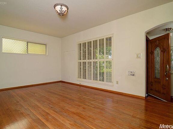 3rd image of 1361 54th St
