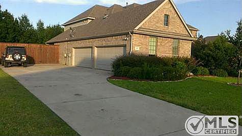 2nd image of 721 Portofino Pl