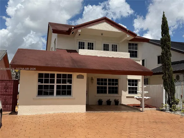 9085 Grand Canal Dr, Miami, FL 33174