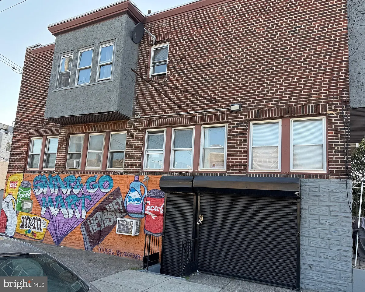 Building Photo - 898 Scattergood St