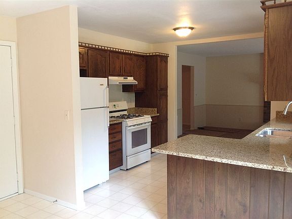 5th image of 5895 Casandra Ct