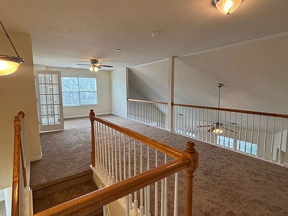 5th image of 9807 Glanworth Ct