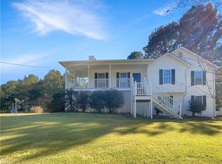 225 Rio Rancho Dr, Temple, GA 30179