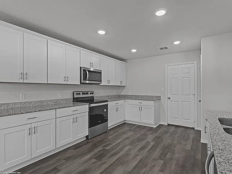 819 Bluegrass Point — Photo 5