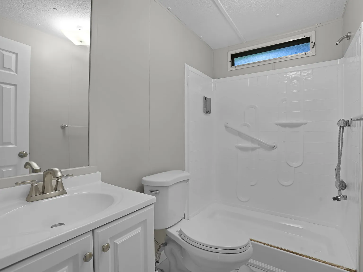 3 bed, 1500 sqft, $1,800 — Photo 3