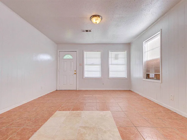 3513 Bloomfield St — Photo 9