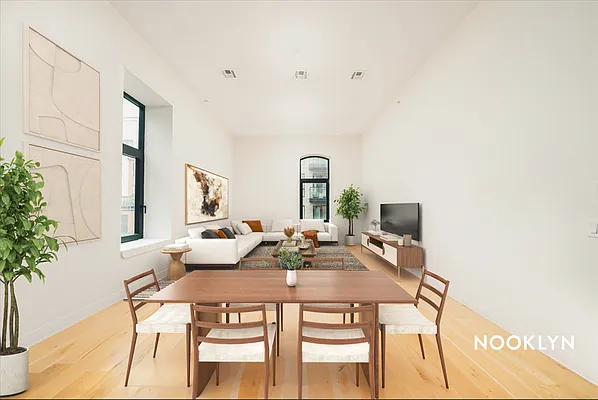 Rented by Nooklyn NYC LLC | media 52