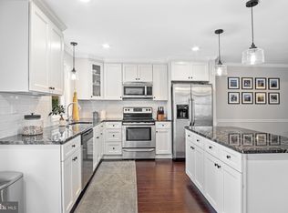 319 Lodge Rd, Philadelphia, PA 19128