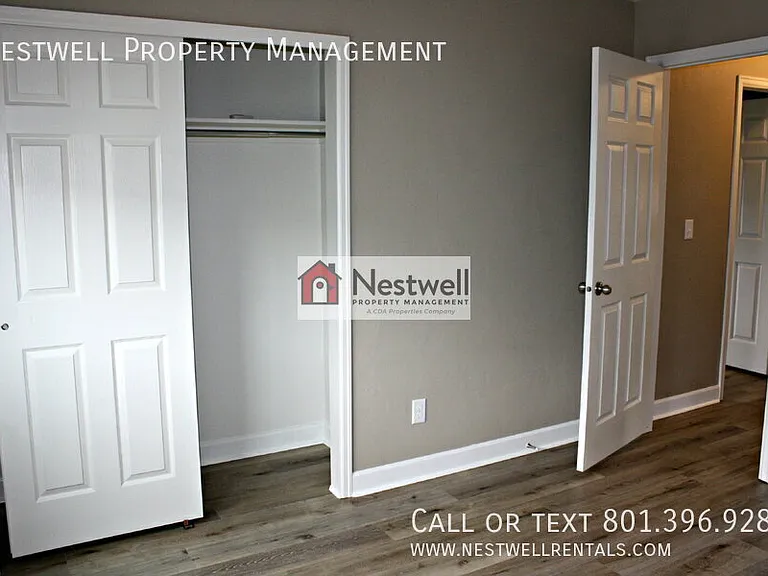 10221 S Clarks Hill Dr — Photo 26