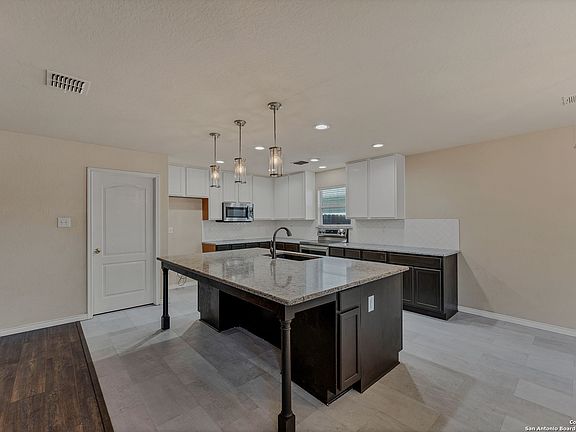 5th image of 235 HONDO DR