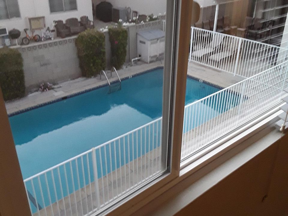 1st image of 14142 Roscoe Blvd APT 2