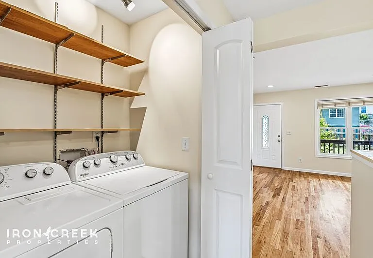 30 Olive St — Photo 22