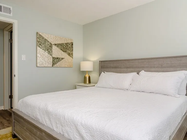 1311 Lake Park Blvd S #38B — Photo 18