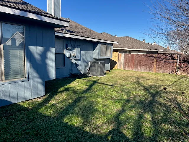 5933 Inks Lake Dr — Photo 24