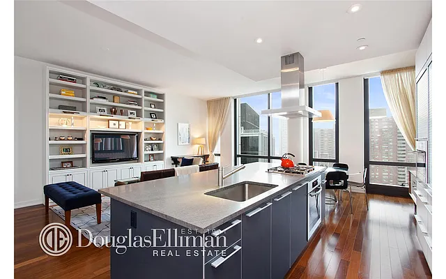 Sold by Douglas Elliman | media 22