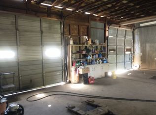 902 N Pine St, Vivian, LA 71082