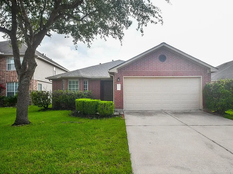 25038 Tancy Ranch Ct — Photo 1