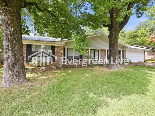 2839 Fallbrook Dr, Jackson, MS 39212