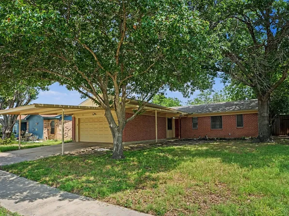 6641 Fair Meadows Dr, Watauga, TX 76148