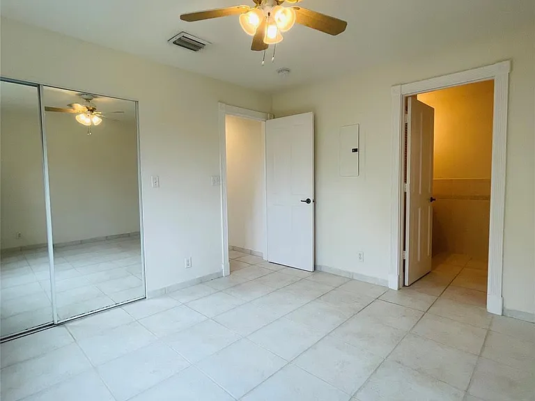 2605 Bay Dr — Photo 20