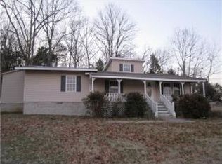 970 Donahue Rd, Pulaski, TN 38478