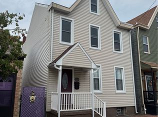 1130 Goettman St, Pittsburgh, PA 15212