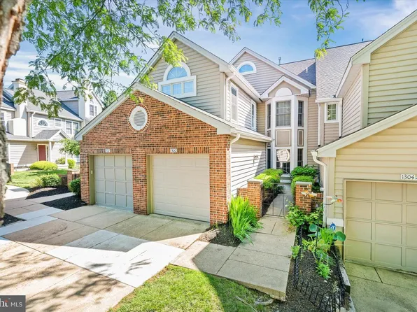 1300 Braken Ave, Wilmington, DE 19808