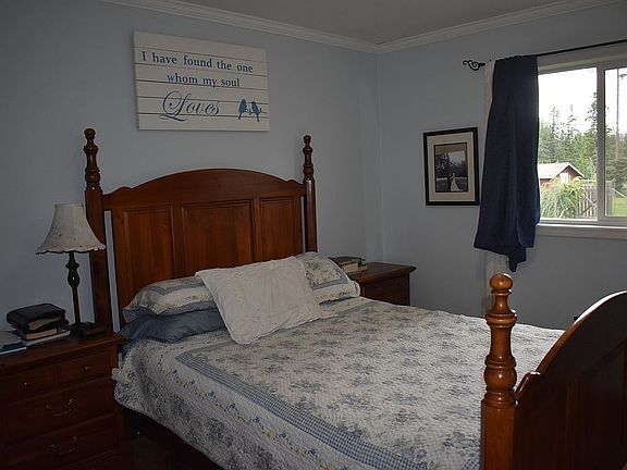 5th image of 231 Songbird Ln
