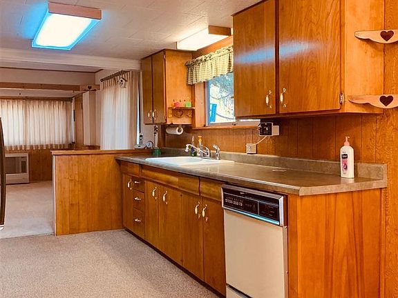3rd image of 35 Harris Dr