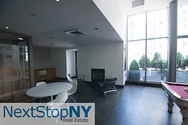Rented by NextStopNY | media 53