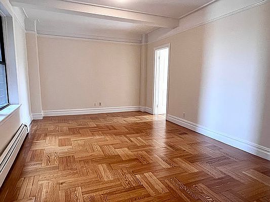 3rd image of 147 W 79th St #9A