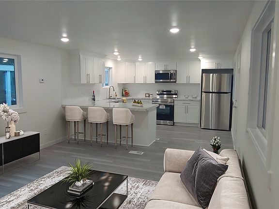 4th image of 1316 91st Avenue SE #52